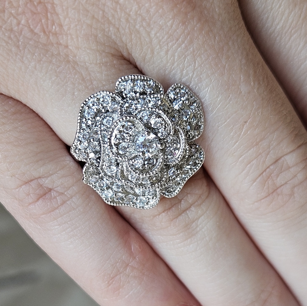White Cubic Zirconia Rhodoum Over Sterling Silver Flower Ring 0.99ctw